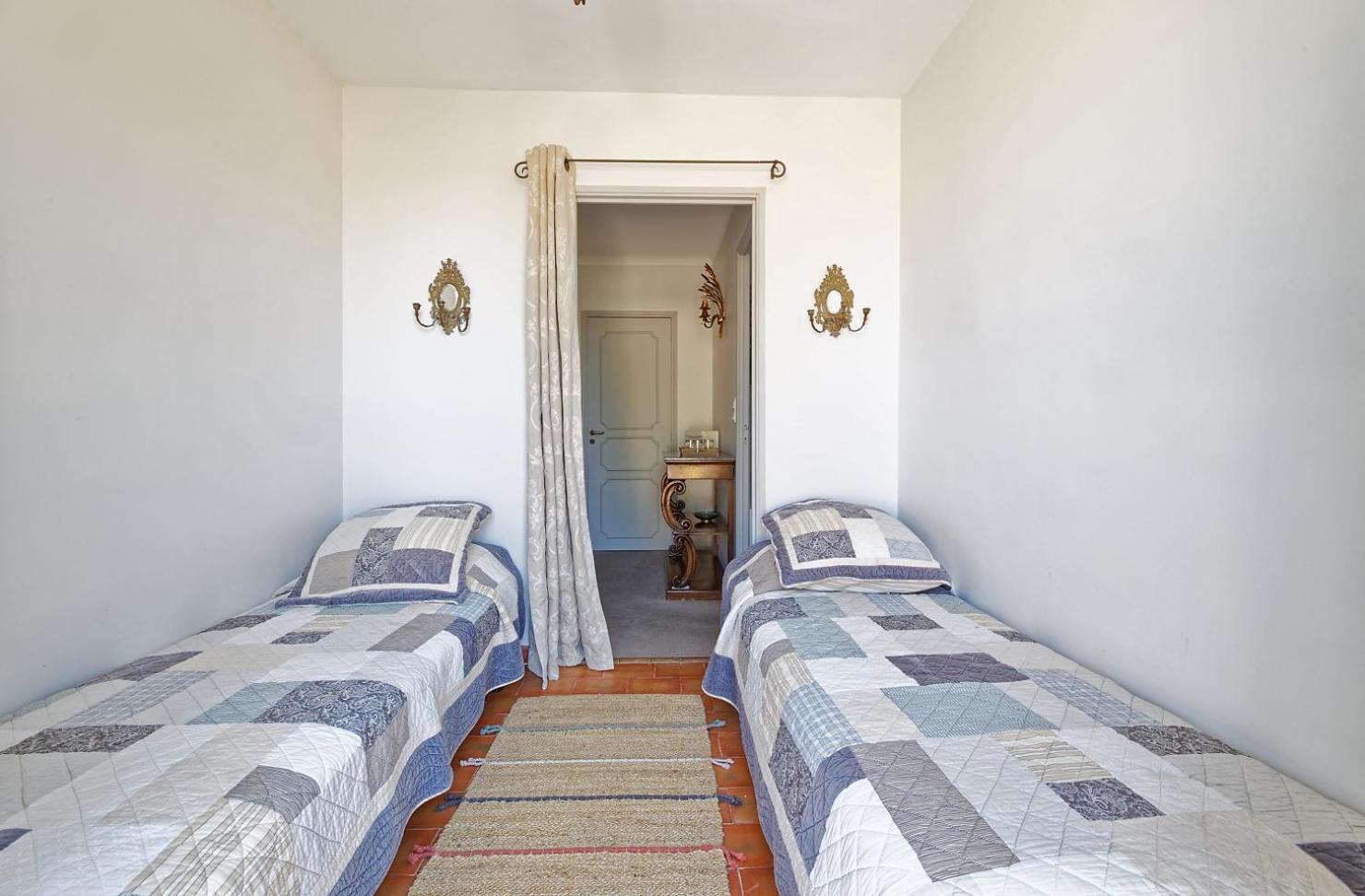 B&B Villa De Margot Avignon Bilik gambar